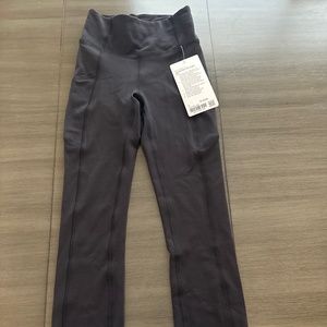 Lululemon Invigorate HR Tight 25” Black leggings with side pockets